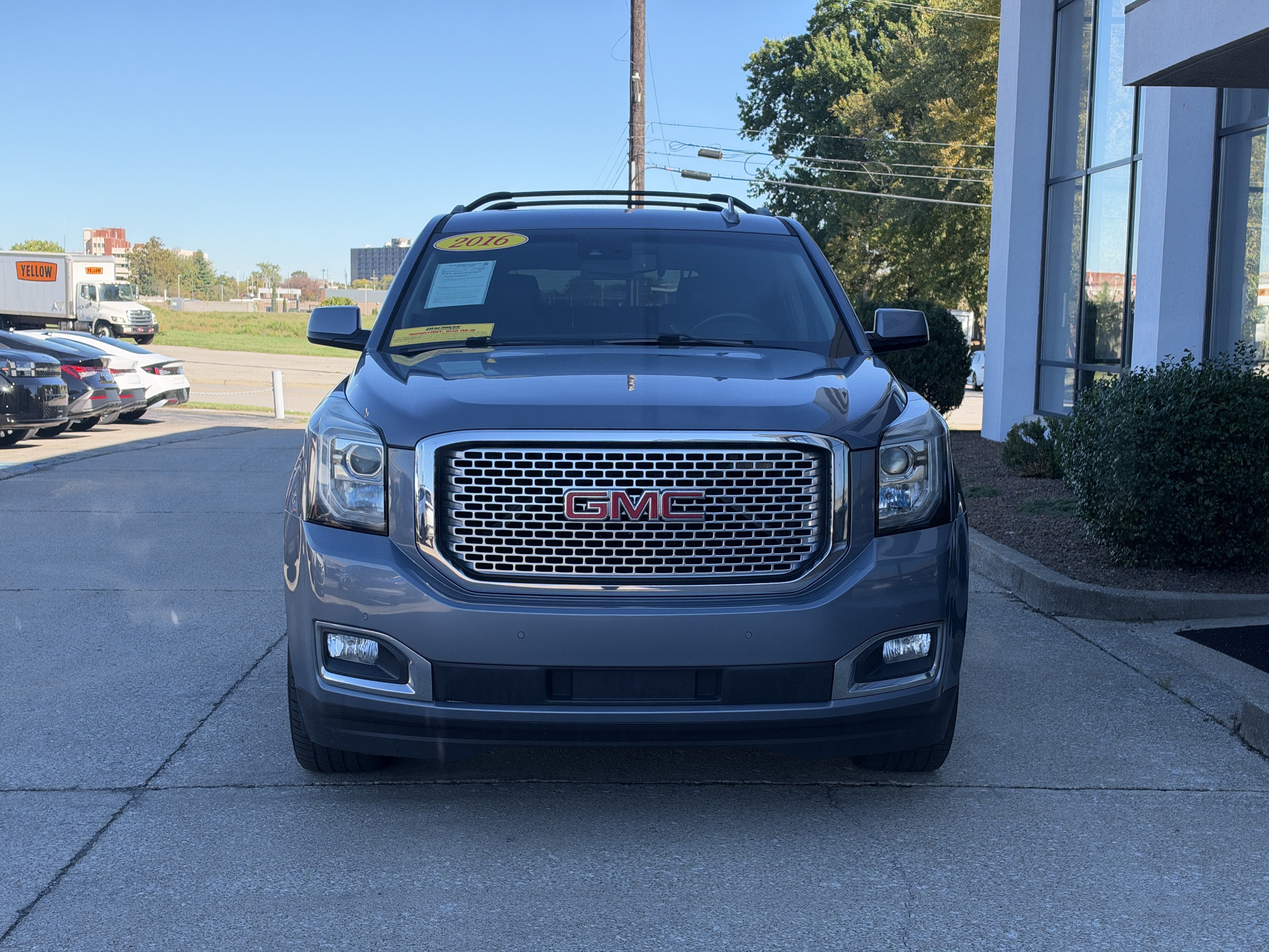 Used 2016 GMC Yukon Denali w/ Open Road Package AWD/4WD image 19