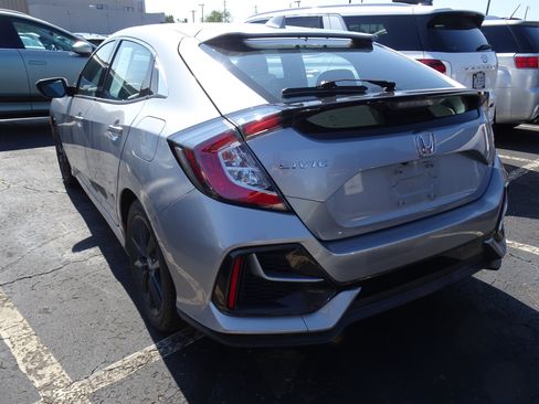 Used 2020 Honda Civic EX image 3