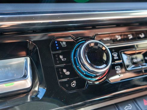 New 2026 GMC Sierra 1500 Denali Ultimate AWD/4WD image 28