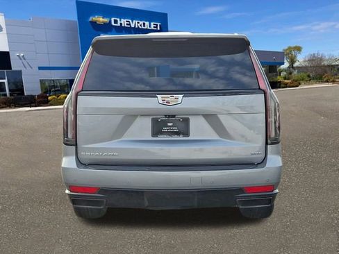 Used 2023 Cadillac Escalade Sport w/ Touring Package image 3
