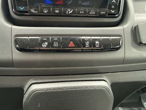 Used 2024 RAM ProMaster 3500 w/ Delivery Van Package FWD image 57