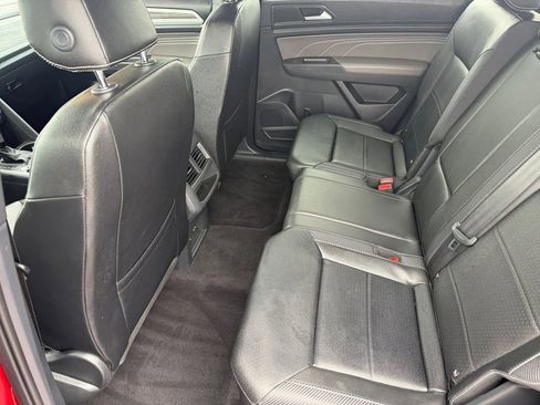 Used 2021 Volkswagen Atlas Cross Sport SE FWD image 11