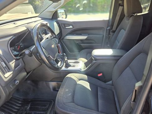 Used 2022 Chevrolet Colorado LT w/ Fleet Safety Package image 21