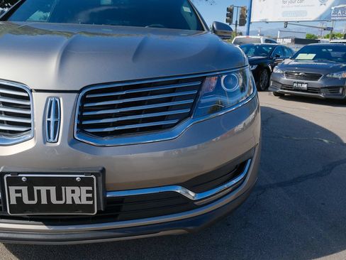 Used 2016 Lincoln MKX Select w/ Select Plus Package FWD image 41
