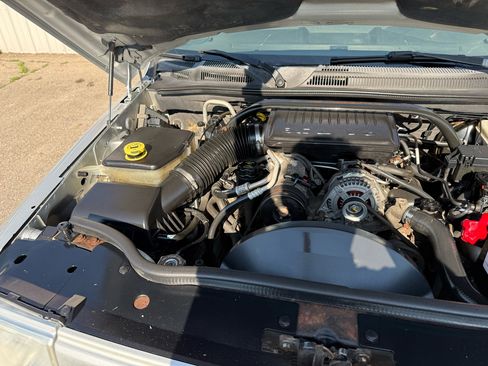 Used 2006 Jeep Commander 4WD image 32