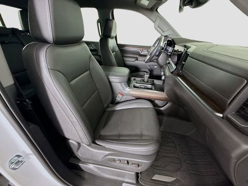 Used 2023 GMC Sierra 1500 SLT w/ SLT Premium Plus Package image 28