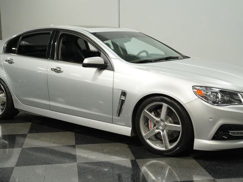 Used 2014 Chevrolet SS image 12