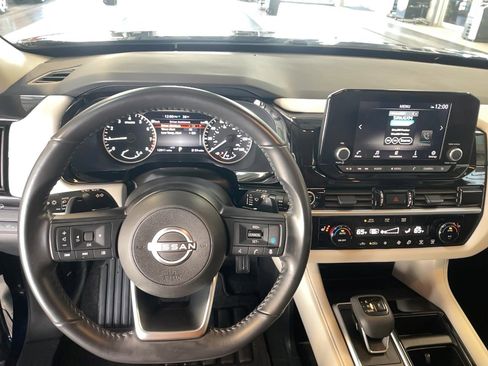 Used 2024 Nissan Pathfinder SV w/ Cargo Package image 13