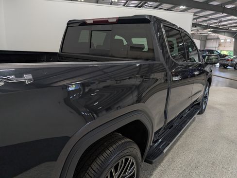 Used 2020 GMC Sierra 1500 SLT w/ SLT Premium Plus Package image 3