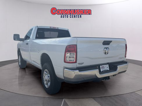 Used 2024 RAM 3500 Tradesman w/ Chrome Appearance Group AWD/4WD image 4
