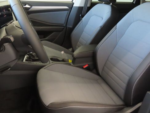 New 2026 Volkswagen Jetta SE image 12