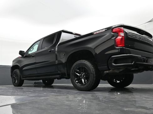 Used 2021 Chevrolet Silverado 1500 LT Trail Boss w/ Convenience Package II image 22