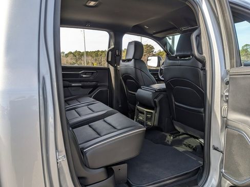 Used 2025 RAM 1500 Laramie image 46