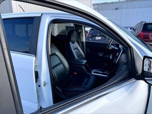 Used 2017 Chevrolet Colorado LT w/ Luxury Package, Chrome image 11