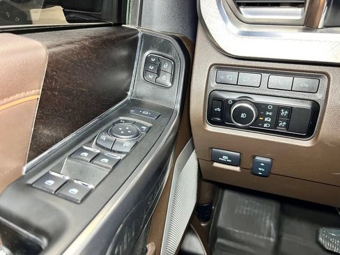 Used 2024 Ford F250 King Ranch w/ Chrome Package AWD/4WD image 26