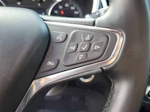 Used 2024 Chevrolet Equinox LT image 30