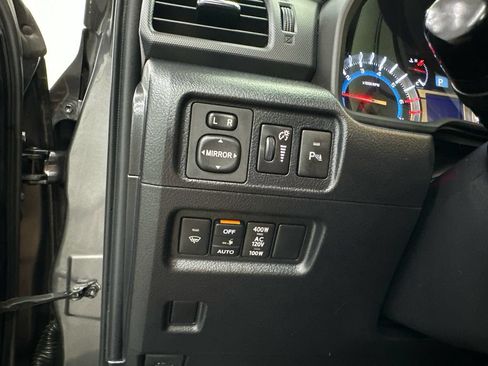 Used 2019 Toyota 4Runner Limited AWD/4WD image 35