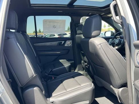 New 2026 Buick Enclave Avenir w/ Super Cruise Package image 33