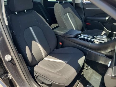 Certified 2023 Hyundai Sonata SEL w/ Convenience Package FWD image 23