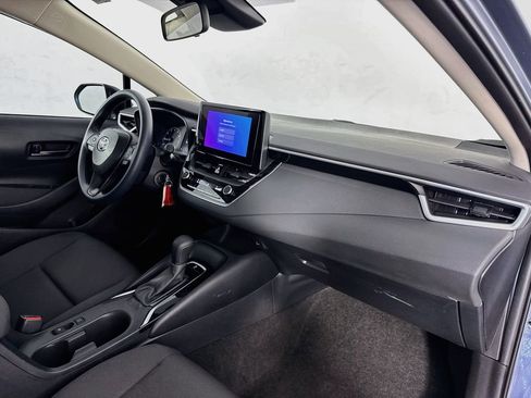 Used 2024 Toyota Corolla LE FWD image 35