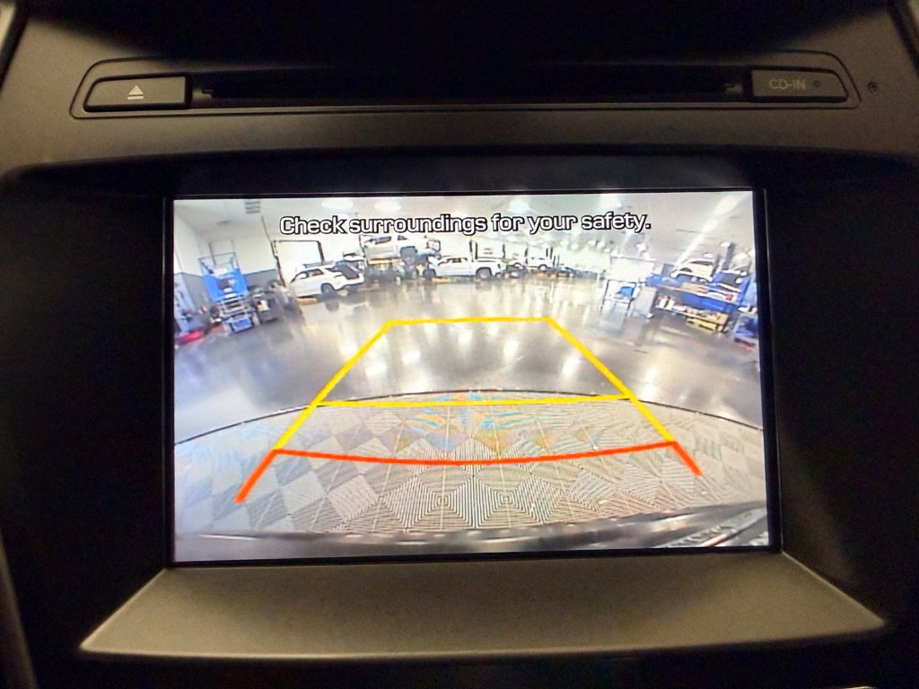 Used 2017 Hyundai Santa Fe SE AWD/4WD image 24