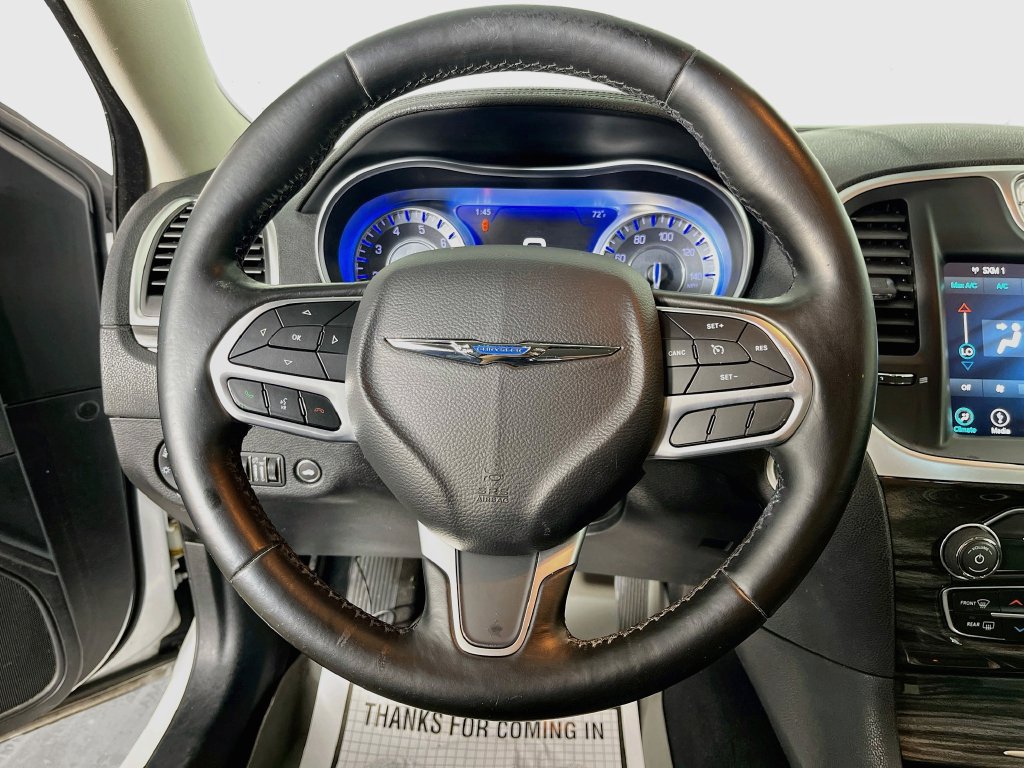 Used 2019 Chrysler 300 Touring w/ Sport Appearance Package RWD image 13
