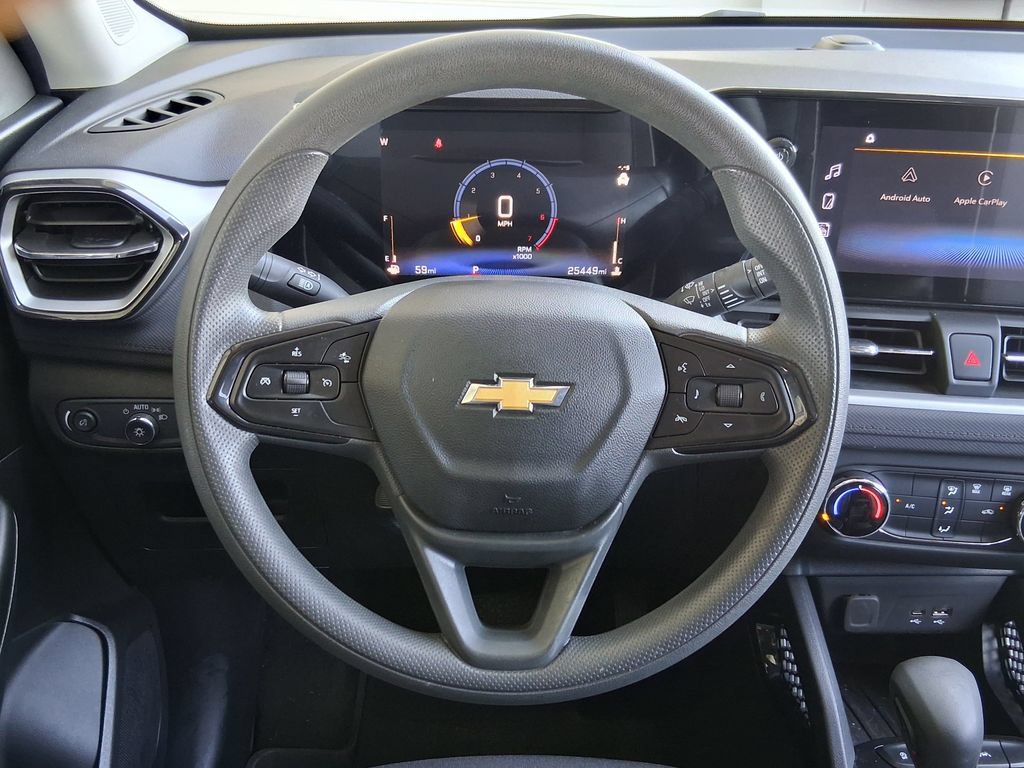 Used 2024 Chevrolet TrailBlazer LS w/ LS Convenience Package FWD image 10