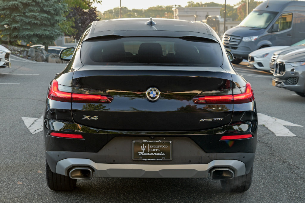 Used 2023 BMW X4 xDrive30i w/ Premium Package AWD/4WD image 6