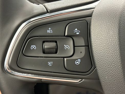 Used 2025 Buick Envista Preferred w/ Convenience I Package FWD image 46