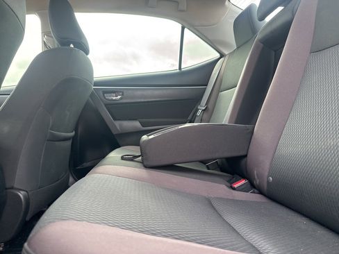 Used 2017 Toyota Corolla LE image 33