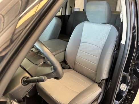 Used 2019 RAM 1500 Express w/ Wheel & Sound Group AWD/4WD image 9