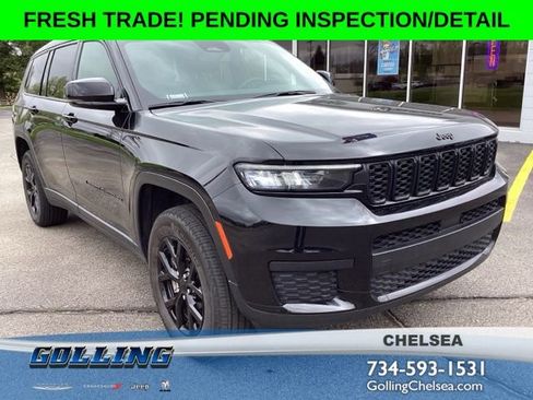 Used 2024 Jeep Grand Cherokee L Altitude AWD/4WD image 1