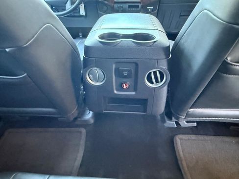 Used 2011 Ford F250 Lariat w/ Lariat Ultimate Pkg AWD/4WD image 22