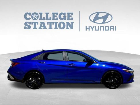 Used 2026 Hyundai Elantra Sport FWD image 11