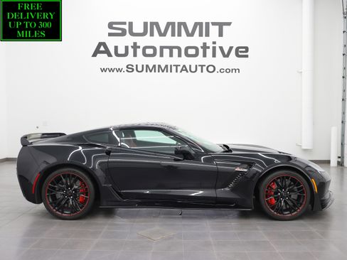 Used 2017 Chevrolet Corvette Z06 RWD image 1