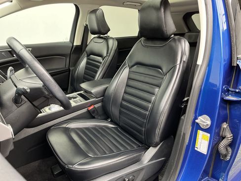 Certified 2024 Ford Edge SEL w/ Convenience Package AWD/4WD image 10