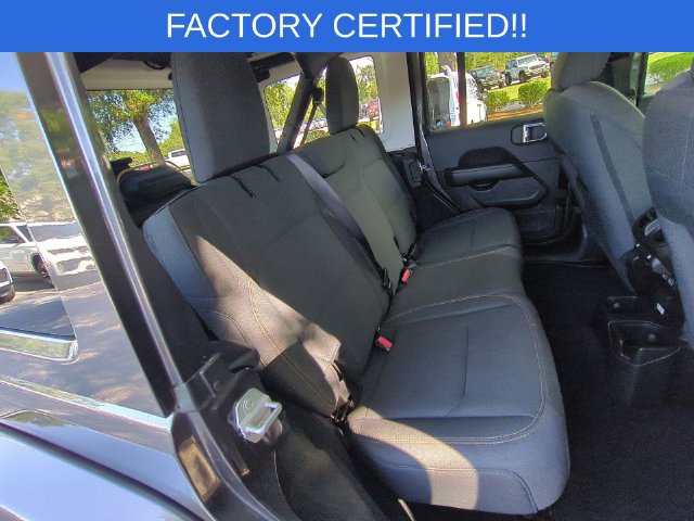Certified 2026 Jeep Wrangler Unlimited Sahara AWD/4WD image 32