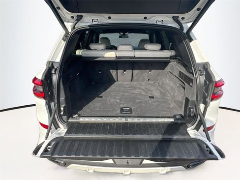 Used 2022 BMW X5 xDrive45e w/ M Sport Package image 26