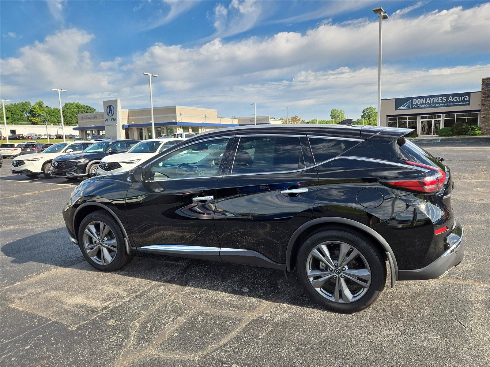 Used 2023 Nissan Murano Platinum AWD/4WD image 26