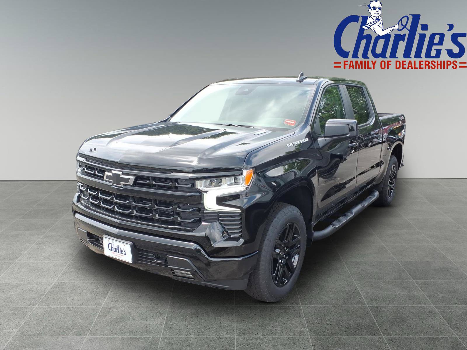 New 2026 Chevrolet Silverado 1500 RST w/ RST Select Package AWD/4WD image 1
