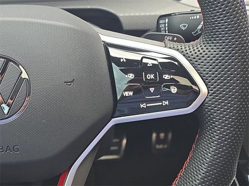 Used 2023 Volkswagen GTI SE image 20