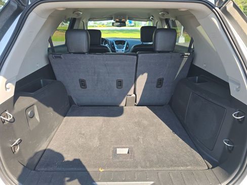 Used 2017 Chevrolet Equinox LT w/ Convenience Package FWD image 12