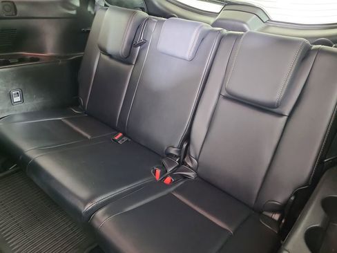 Used 2015 Toyota Highlander Limited Platinum AWD/4WD image 22
