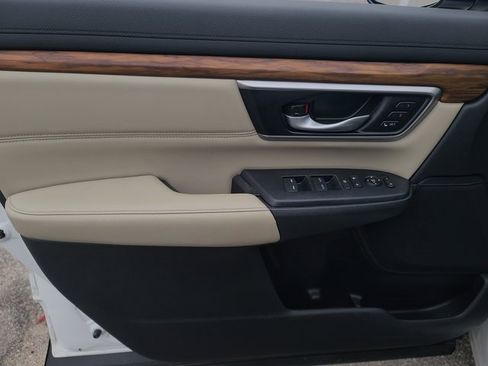 Used 2022 Honda CR-V Touring image 10