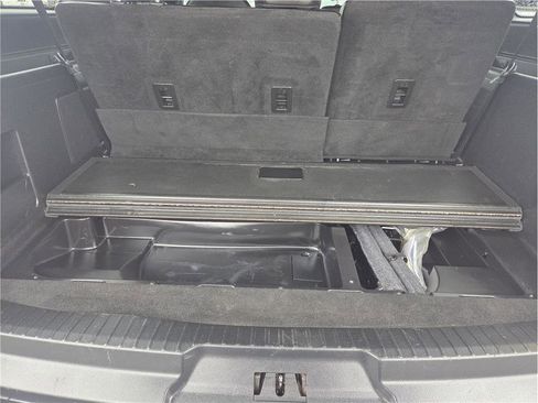 Used 2018 Ford Expedition Max Limited image 10