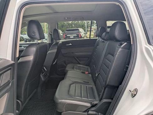 Used 2022 Volkswagen Atlas SEL Premium AWD/4WD image 16