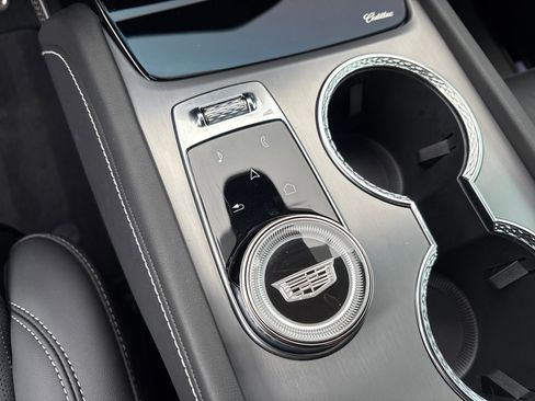 New 2026 Cadillac Vistiq Luxury image 25