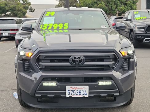 Used 2024 Toyota Tacoma SR5 AWD/4WD image 6