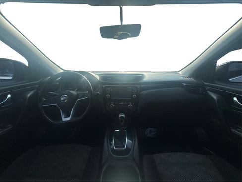 Used 2017 Nissan Rogue Sport SV w/ SV Premium Package AWD/4WD image 15