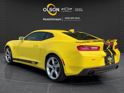 Used 2018 Chevrolet Camaro SS RWD image 6